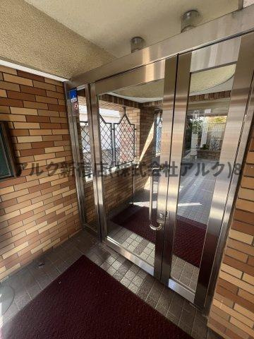 ライオンズマンション代田橋のロビー