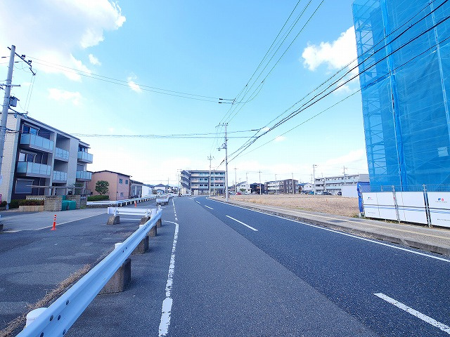 シャーメゾン　オークルートナラの周辺