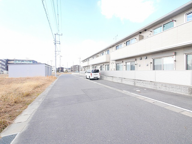 シャーメゾン　オークルートナラの周辺