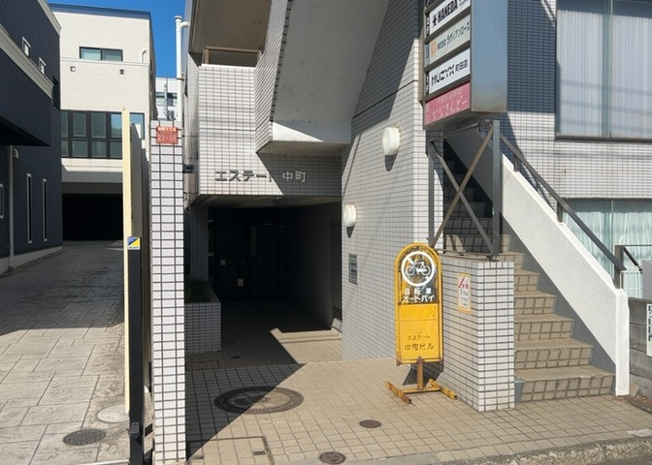 【外観】 | エステート中町 | 販売されている全ての土地が、宅地用の土地であるとは限りません。都市計画法に基づき、基本的に住宅を建てることができるのは土地計画区であることに加え、市街化区域として定められている地域のみとなっています。