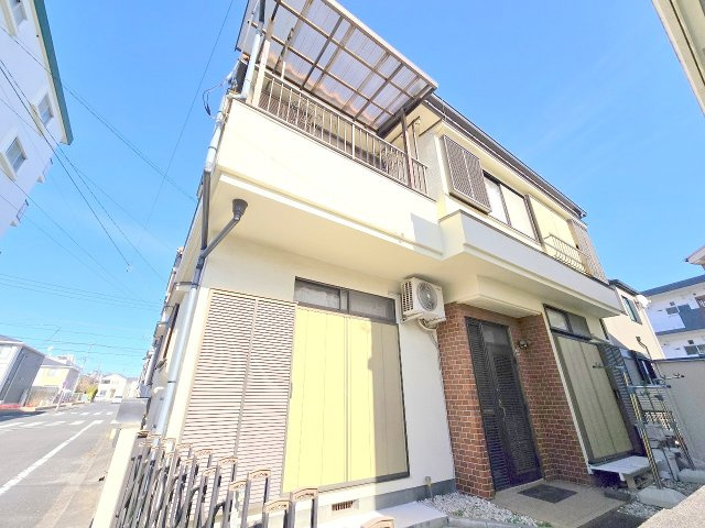 青梅市河辺町６丁目　リフォーム再生住宅の外観