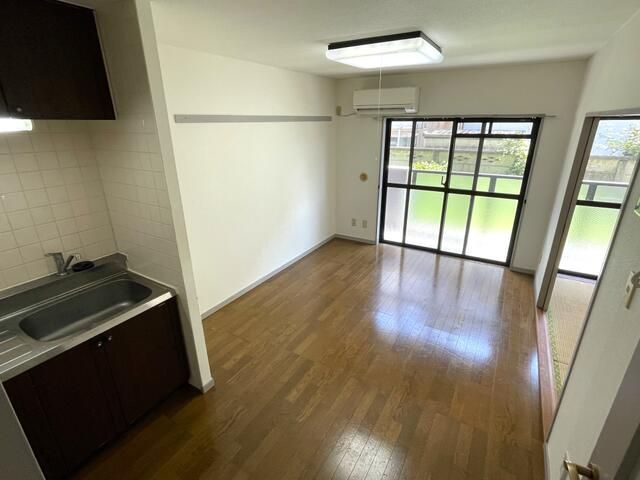 エムハイツ高野台Ⅰの居間・リビング