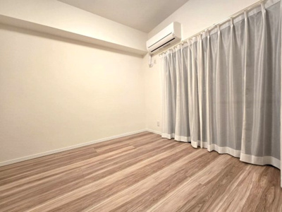 【洋室】 | ジョイナス天神タワー | 
お子様のお部屋や書斎に良さそうです！！