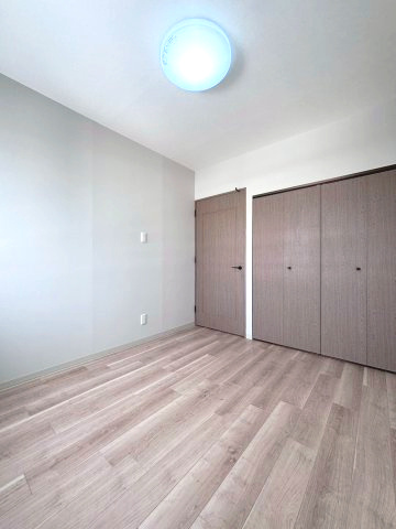 アルファグランデ北10条の洋室