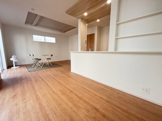 【居間・リビング】 | 安佐北区口田2　（安芸矢口駅）NO1 | 17.25帖リビング☆対面式のキッチンでリビングが見渡せるので、お子様やご家族の様子が見えて安心です♪