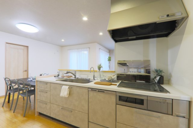 日進市浅田平子三丁目戸建のキッチン