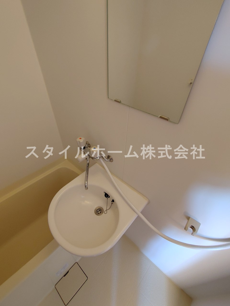 ジナ東海IIの洗面所|別部屋写真