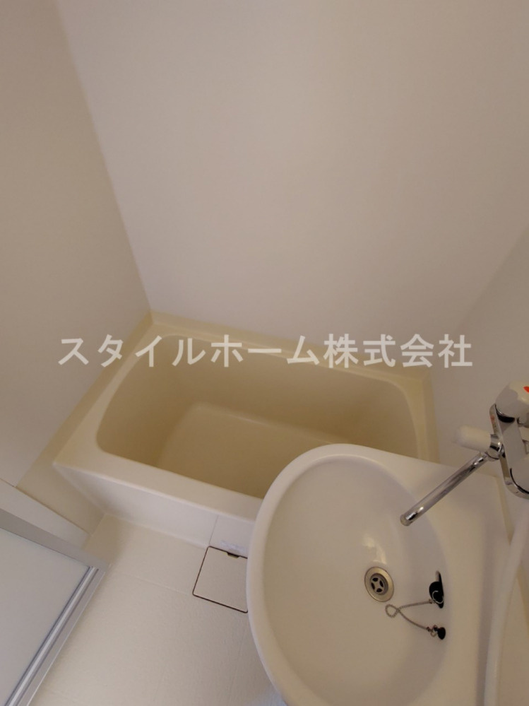 ジナ東海IIの浴室|別部屋写真