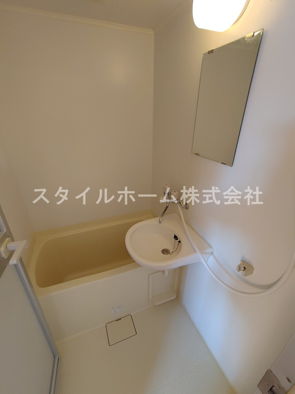 ジナ東海IIの浴室|別部屋写真