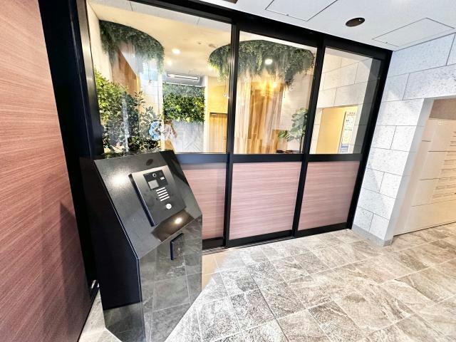 ワコーレ姫路城巽ガーデンズのエントランス