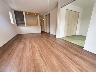 【居間・リビング】 | 安佐北区口田南4（安芸矢口駅）全2区画NO1 | 17帖南向きリビング♪