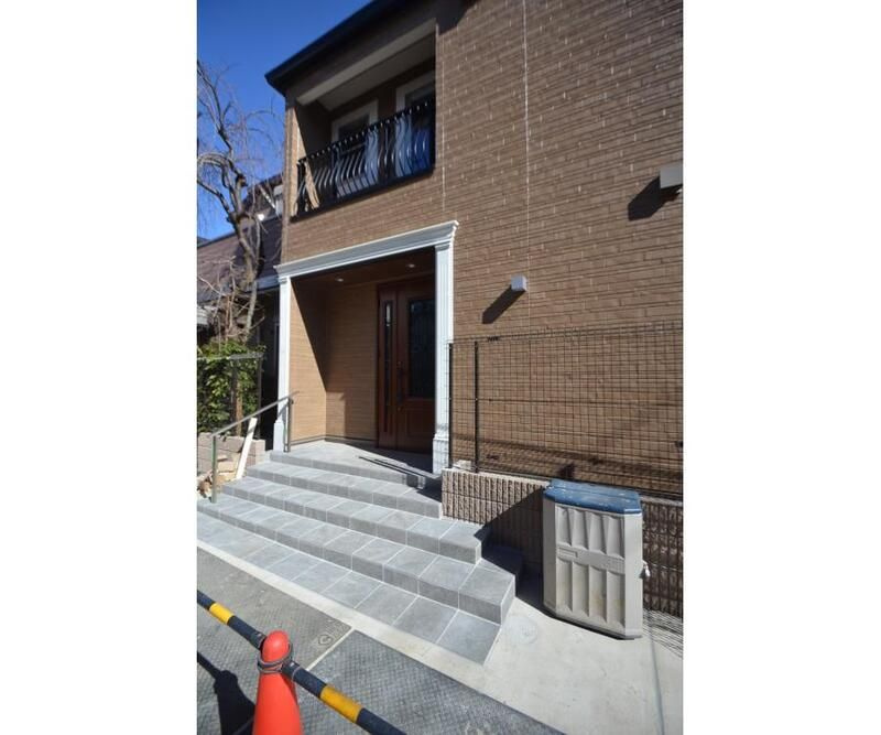 ＦＯＲＥＳＴ　ＷＥＳＴのエントランス