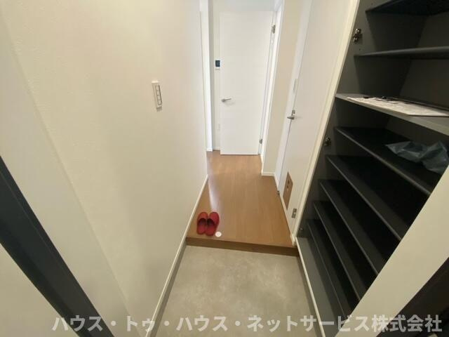 ミア流山の玄関