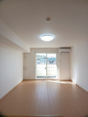 【居間・リビング】 | ハーヴェストⅡ | おしゃれな内装です