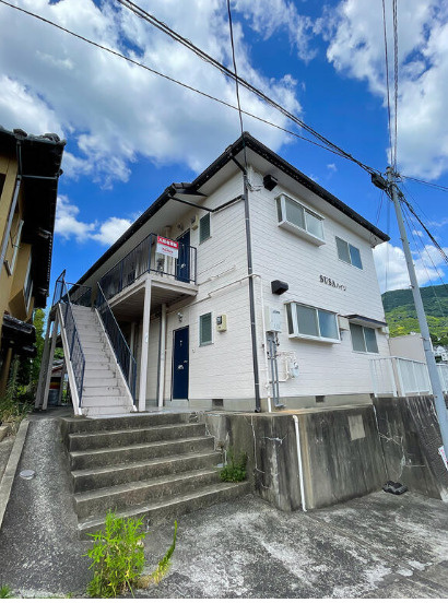 長崎県佐世保市　一棟アパート