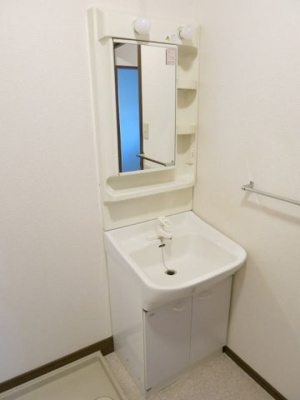 【洗面所】 | フラワー・アカガワ | 洗面所です