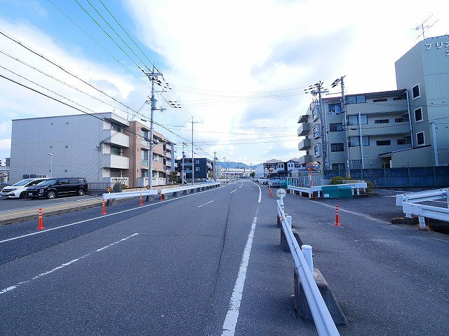 シャーメゾン　オークルートナラの周辺