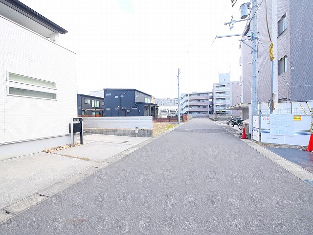 シャーメゾン　オークルートナラの周辺