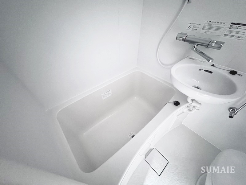 イーストハウスⅠの浴室|浴室です