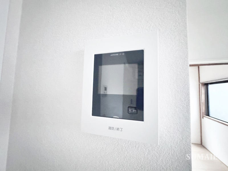 イーストハウスⅠのセキュリティ|モニター付きインターホンです