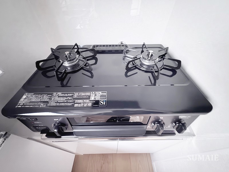 イーストハウスⅠのキッチン|2口ガスコンロ付きです