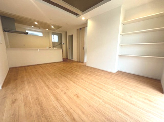 【居間・リビング】 | 安佐南区川内4丁目　限定1棟