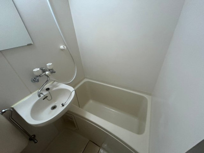 【浴室】 | タウンハウス京口