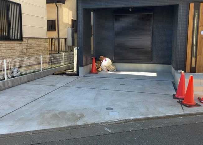 【庭】 | 家族でのBBQを行うのであれば3坪程度の広さがあればよいでしょう。ガーデニングや家庭菜園を楽しむ際は、手入れが行き届く範囲にすると安心です。また、庭のある方角や接道が気になる方は事前に確認しましょう。