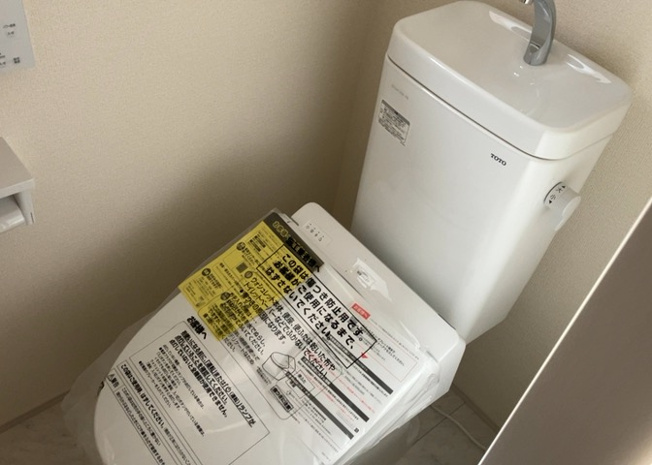 【駐車場】 | 駐車場と明記されていても、最小スペースでつくられた駐車場だと大型車は駐車できなかったり、出入りしにくくなったりする可能性があります。お車のサイズと購入したい物件の駐車場のサイズを現地で確認しましょう。