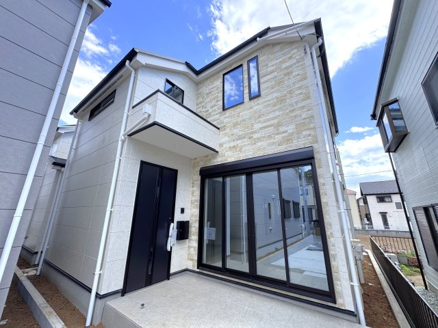 松戸市二ツ木新築戸建【幸谷小学校：4分】の外観|1号棟外観・完成済み内覧可能です！