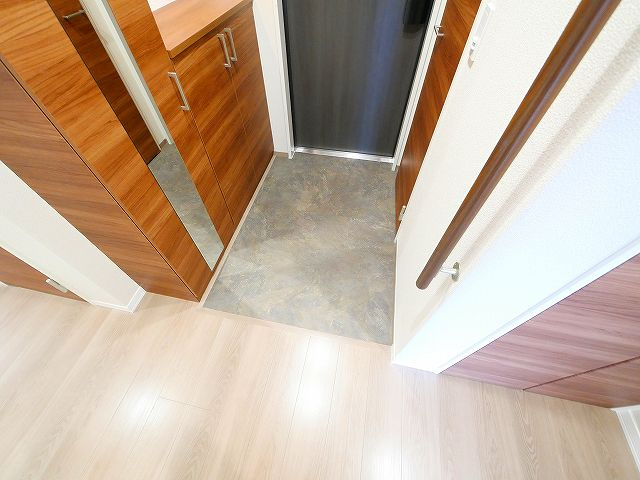 シャーメゾン　オークルート奈良の玄関|毎日通る玄関はこちらです