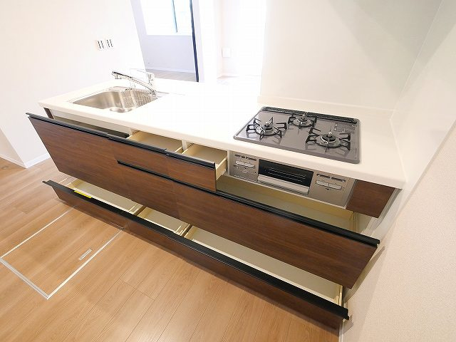 シャーメゾン　オークルート奈良のキッチン|キッチンでお料理をお楽しみください