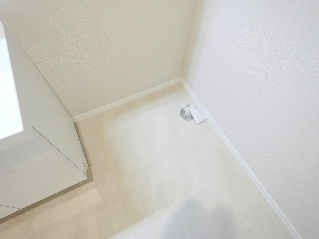 シャーメゾン　オークルート奈良の設備|室内洗濯機置場です。