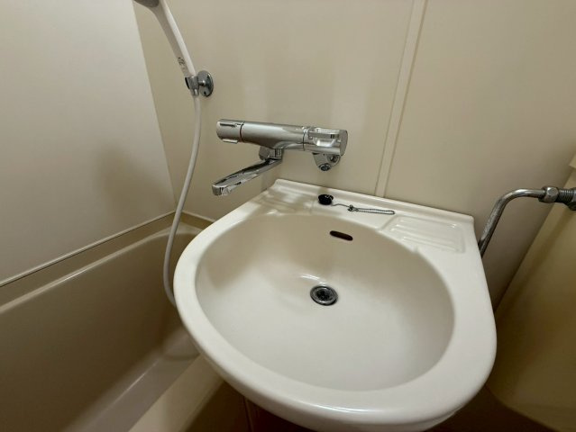 奈良市北小路町の賃貸マンションの洗面所