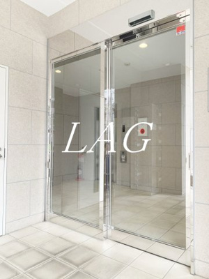 【エントランス】 | リブリ・Platinum | エントランスです。