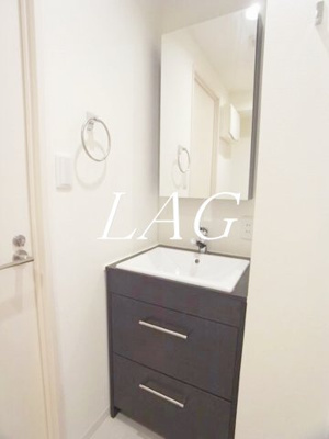【洗面所】 | リブリ・Platinum | 洗面台です。