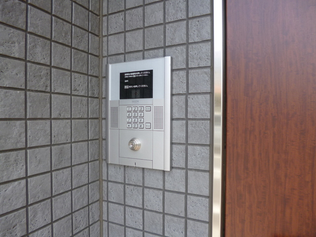 リブリ・クロシェットのセキュリティ|オートロック完備♪