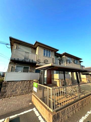 シャーメゾンオーキッドの外観