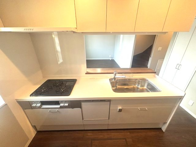 ブルーハイツ上野1のキッチン
