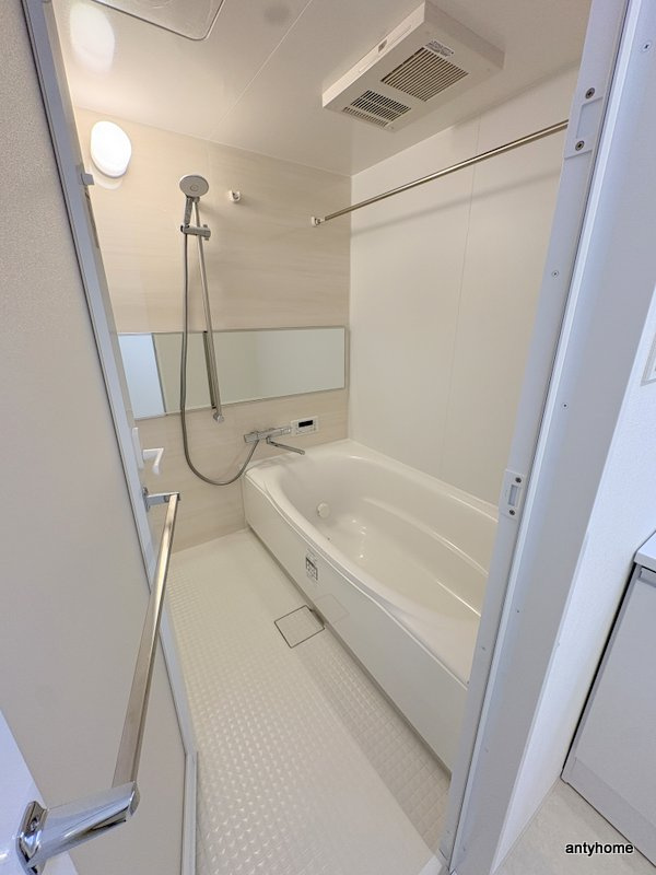 スプランディッド難波VII　仲介手数料無料の浴室