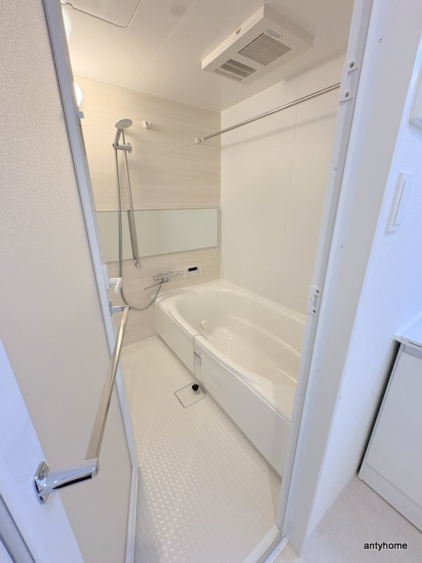 スプランディッド難波VII　仲介手数料無料の浴室