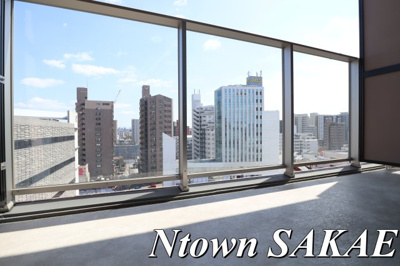 【バルコニー】 | ディアレイシャス泉 | 外からの目が気にならないバルコニーで洗濯物が干せます