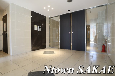 【ロビー】 | ディアレイシャス泉 | 毎日通るロビーはこのようになっています