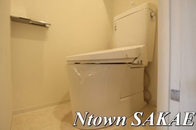 【トイレ】 | ディアレイシャス泉 | 清潔感のあるトイレです