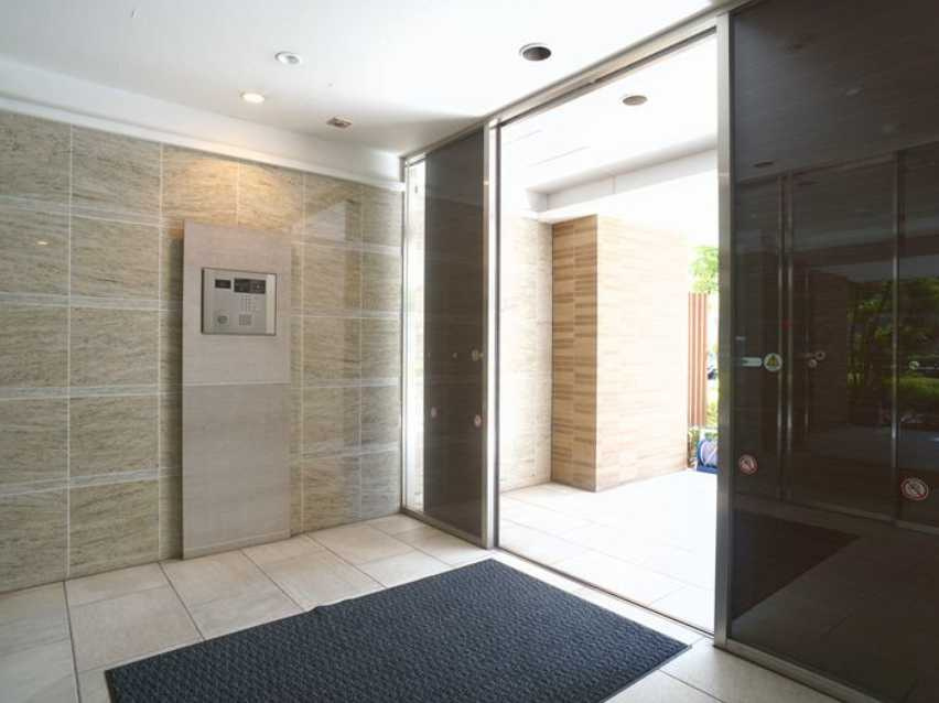 プライムメゾン早稲田　ネット無料　シャーメゾン　オートロックのセキュリティ