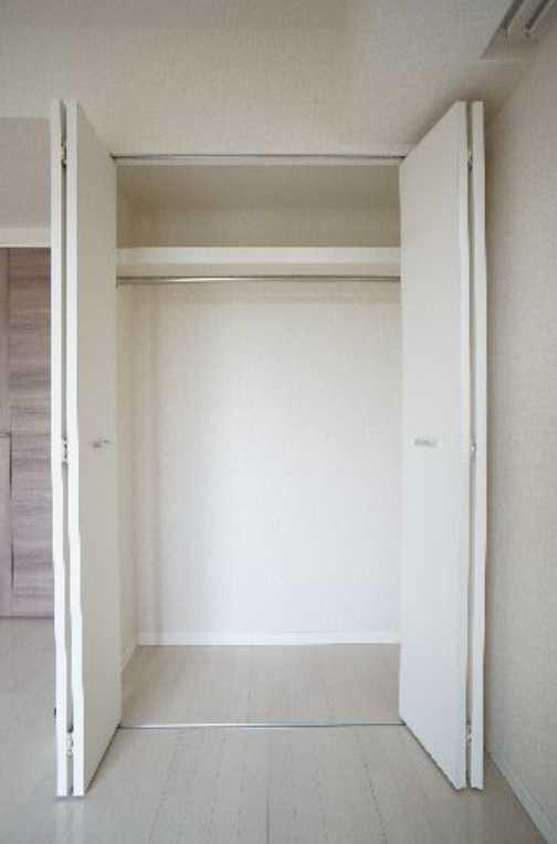 プライムメゾン早稲田　ネット無料　シャーメゾン　オートロックの収納