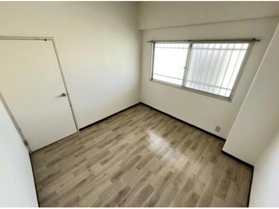 エバーグリーン車崎の居間・リビング