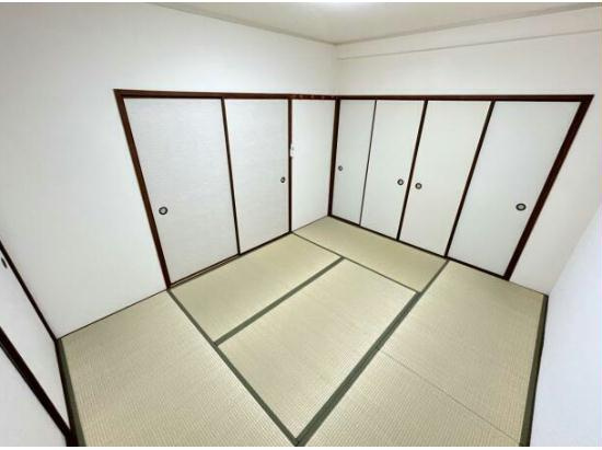 エバーグリーン車崎の居間・リビング