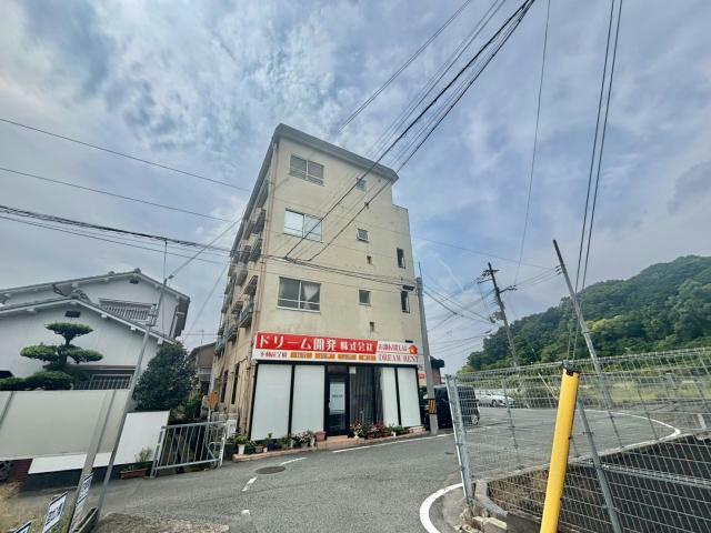 クィーンヒルズの外観