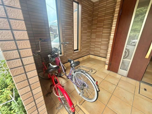 クィーンヒルズの駐車場